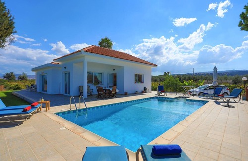 Latchi Villa | The Vines in Latchi with 3 bedrooms and 3 bathrooms