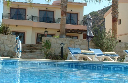 Pissouri Villa | Three bedroom villa with private pool and landscaped garden close to the beach