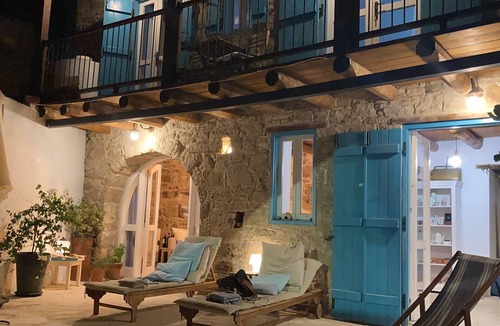 Tochni House | Traditional detached house in the heart of the village