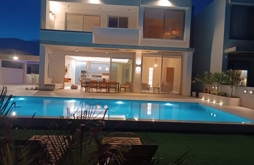 Kiti Villa | Unic 4 bedrooms beach villa Big private pool Juccuzy Barrel sauna Sea view