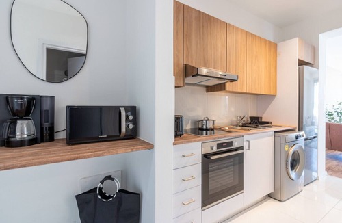 Larnaca City Centre Apartment | Vanilla's Prime 1-Bedroom Apartment in Larnaca