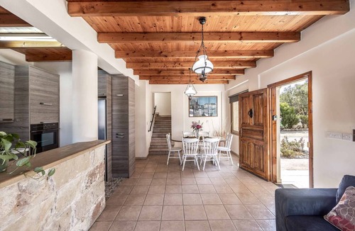 Argaka Villa | Villa Agathi - Three Bedroom Villa, Sleeps 6