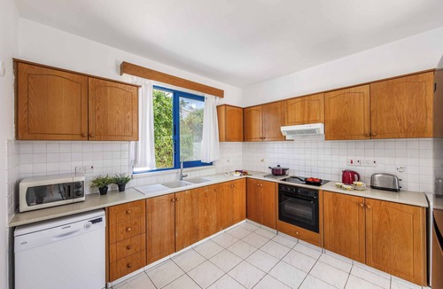 Argaka Villa | Villa Anatoli - Three Bedroom Villa, Sleeps 6