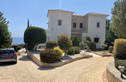Aphrodite Hills Villa | Villa Aphrodite Hills with Infinity Pool, Sea Views, Golf and Tennis