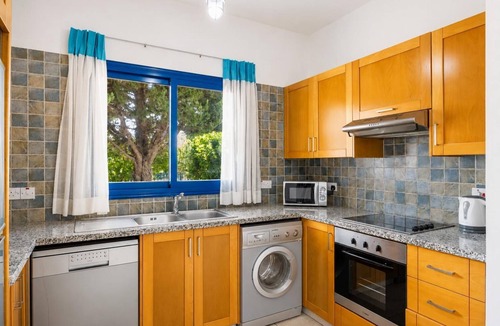 Agios Georgios Pegeias Villa | Villa Apollonas - Three Bedroom Villa, Sleeps 6