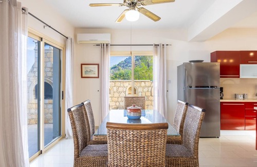 Pachyammos Villa | Villa Aquavitus - Three Bedroom Villa, Sleeps 6