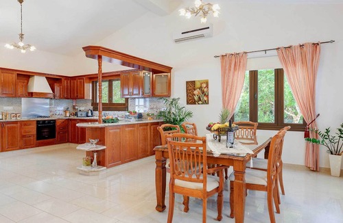 Latchi Villa | Villa Chariklia - Three Bedroom Villa, Sleeps 6