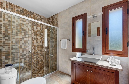 Ayia Marina Chrysochous Villa | Villa Charno - a villa that sleeps 08 guests in 4 bedrooms