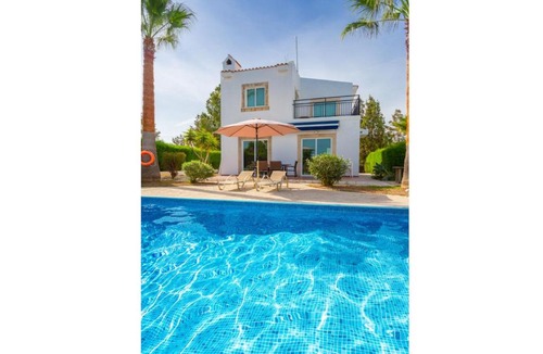 Latchi Villa | Villa Chrysanthemum