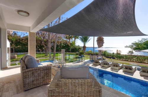 Chlorakas Villa | Villa Cleopatra - Amazing Villa, Only 20 Metres From The Sea