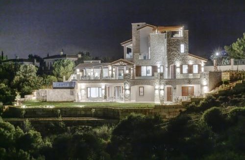 Aphrodite Hills Villa | Villa Elea, New Deluxe Golf Villa at Aphrodite Hills - 6 Bedrooms, 7 Bathrooms