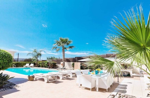 Kissonerga Villa | Villa Hara - 5 Bed Villa, Private Pool, Close to Amenities