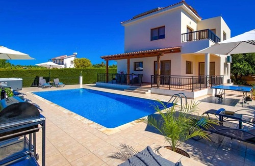 Pegeia Villa | Villa Katerina - 4 Bed Villa, Private Pool, Great Location!