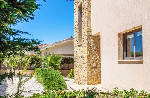 Latsi Villa | Villa Lara Latchi - Three Bedroom Villa, Sleeps 6