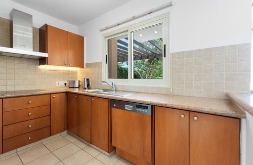 Latchi Cottage | Villa Latchi Beach View - a villa that sleeps 6 guests in 3 bedrooms