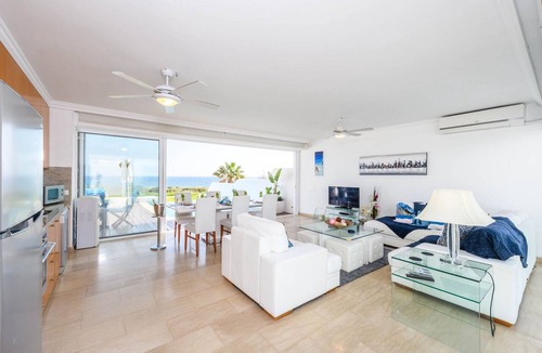 Protaras Villa | Villa Nausica - Charming Protaras Centre Getaway
