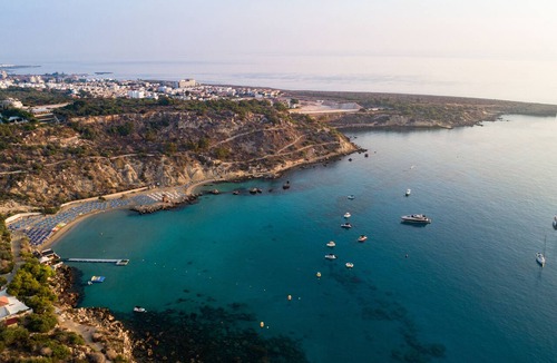 Cape Greko Villa | Villa Nefeli offers the ultimate luxury Mediterranean getaway with front views