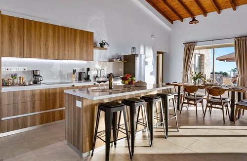 Kathikas Villa | Villa Oinothea, Kathikas - a villa that sleeps 8 guests in 4 bedrooms