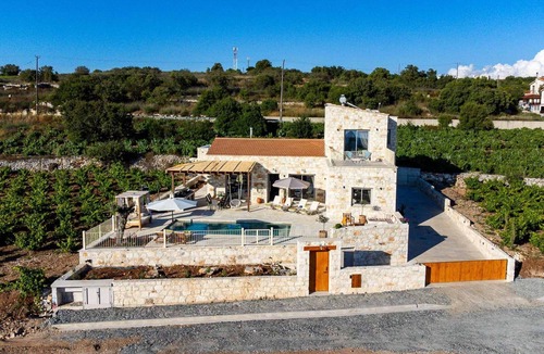 Kathikas Villa | Villa Oinothea, Kathikas - a villa that sleeps 8 guests in 4 bedrooms