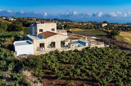 Kathikas Villa | Villa Oinothea, Kathikas - a villa that sleeps 8 guests in 4 bedrooms