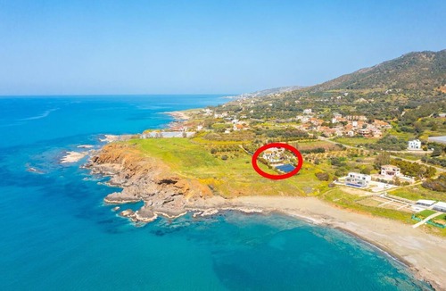 Nea Dimmata Villa | Villa Pelagos - Three Bedroom Villa, Sleeps 6