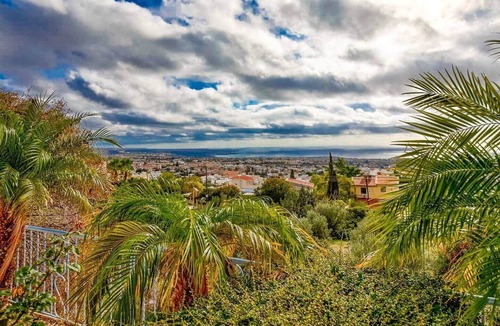 Peyia Town Villa | Villa Sanctuary - 5 Bed Villa, Private Pool, Epic Views!