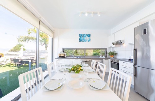 Latchi Cottage | Villa Santorini - a villa that sleeps 6 guests in 3 bedrooms