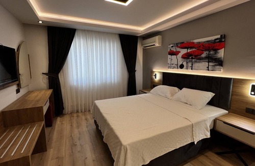 Dogankoy Villa | Villa w Garden, Balcony 5 min to Kyrenia Harbor