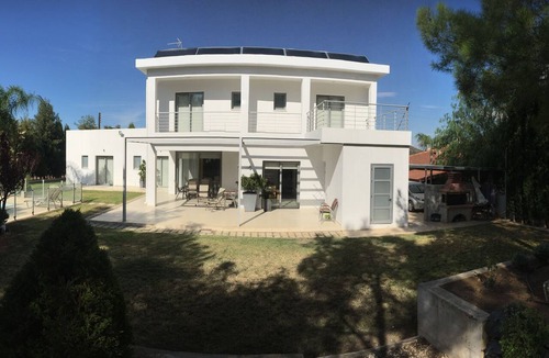 Pyrga Villa | Villa With Private Pool In Quiet Location 20 Mins From Larnaca Airport