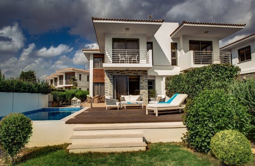Mazotos Villa | Villa with Sea View and Private Pool