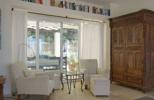 Karaman Villa | Villa with wonderful garden and private pool in Karmi