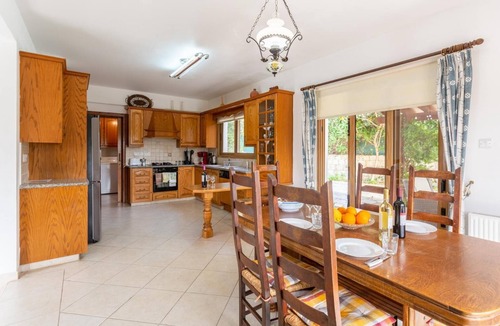 Argaka Villa | Villa Xenios Dias - Five Bedroom Villa, Sleeps 10
