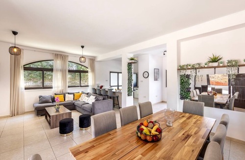 Cape Greko Villa | Welcome to our beautiful 5-bedroom villa, situated near the stunning Konnos beach