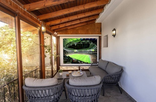 Cape Greko Villa | Welcome to our beautiful 5-bedroom villa, situated near the stunning Konnos beach