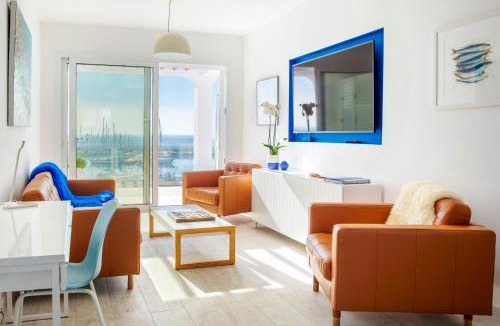Zygi Apartment | Zima Blue