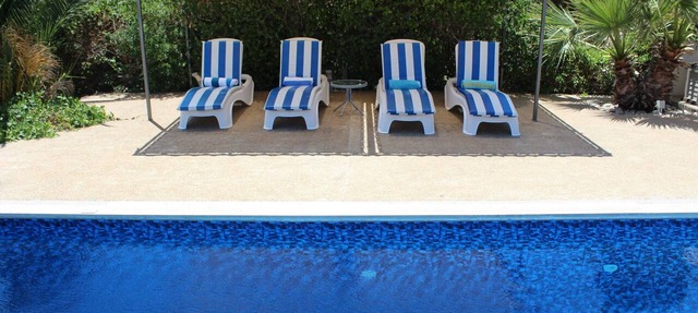 1-bedroom bungalow Limassol Countryside Tranquil Getaway Shared Pool Near Beach in Limassol