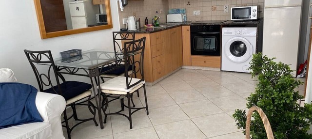 1-bedroom flat 100m from the beach in Tourist area in Germasogeia