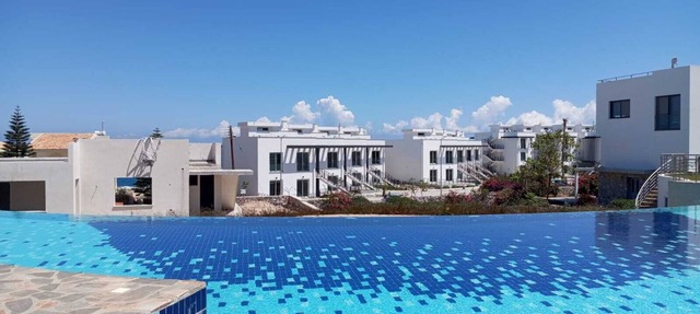 2+1 Penthouse Aqua Marine with large roof terrace with sea and mountain views in Tatlisu