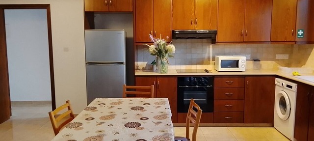 2-bedroom apartment in superb Oroklini with cool AC.family and pet friendly. in Oroklini