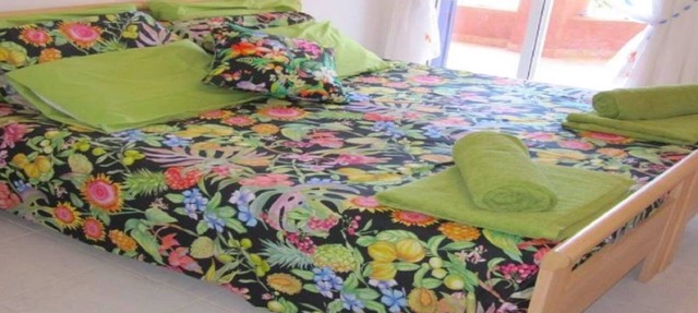 2 Bedroom Apartment/Sleeps 6 in Paphos