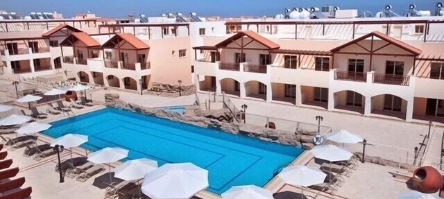 2 Bedroom penthouse apartment with free Internet in Tersefanou