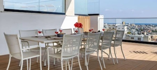 201 Piliou Large Balcony & Shared Rooftop Pool in Limassol