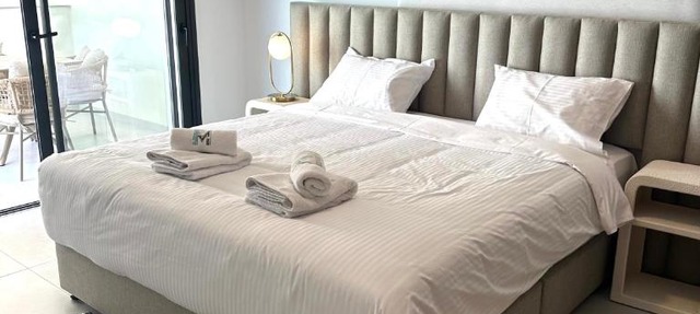 204 Lux Suites Level2 Tower 206 in Nicosia