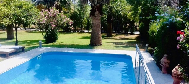 3 Bedroom Large Luxury Villa with Private Pool in Yeroskipou
