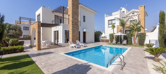 3 bedroom villa in Ayia Thekla in Ayia Thekla