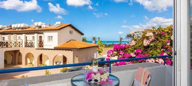 Akamantis - One Bedroom Apartment, Sleeps 2 in Latchi