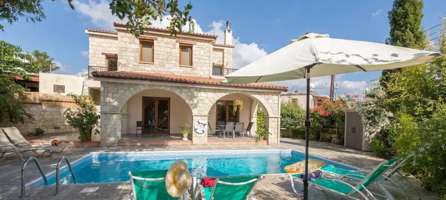 Almond Grove Villa - Peaceful Retreat in Simou in Simou