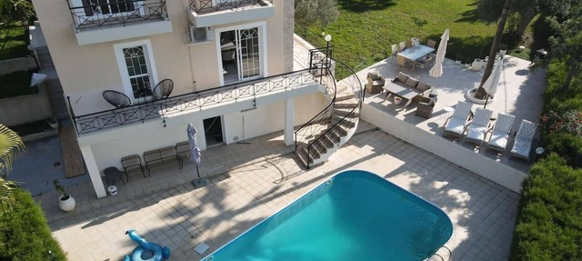 Amazing 4-Bed Villa in limassol in limassol