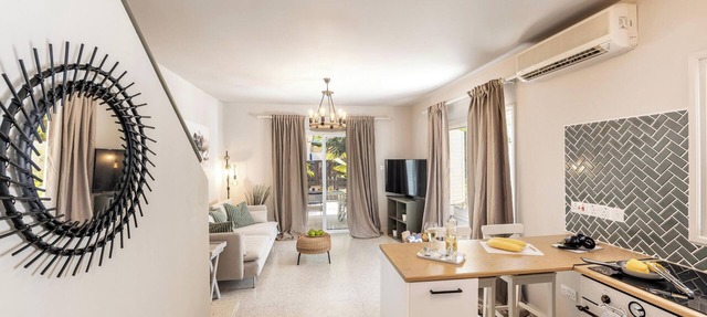 Anas Kiti Seaside Villa in Larnaca