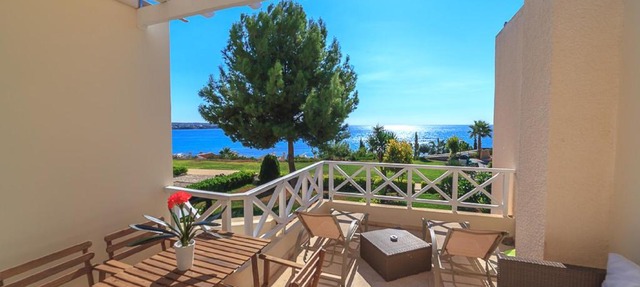 Apartment 13 Coral Bay in Coral Bay